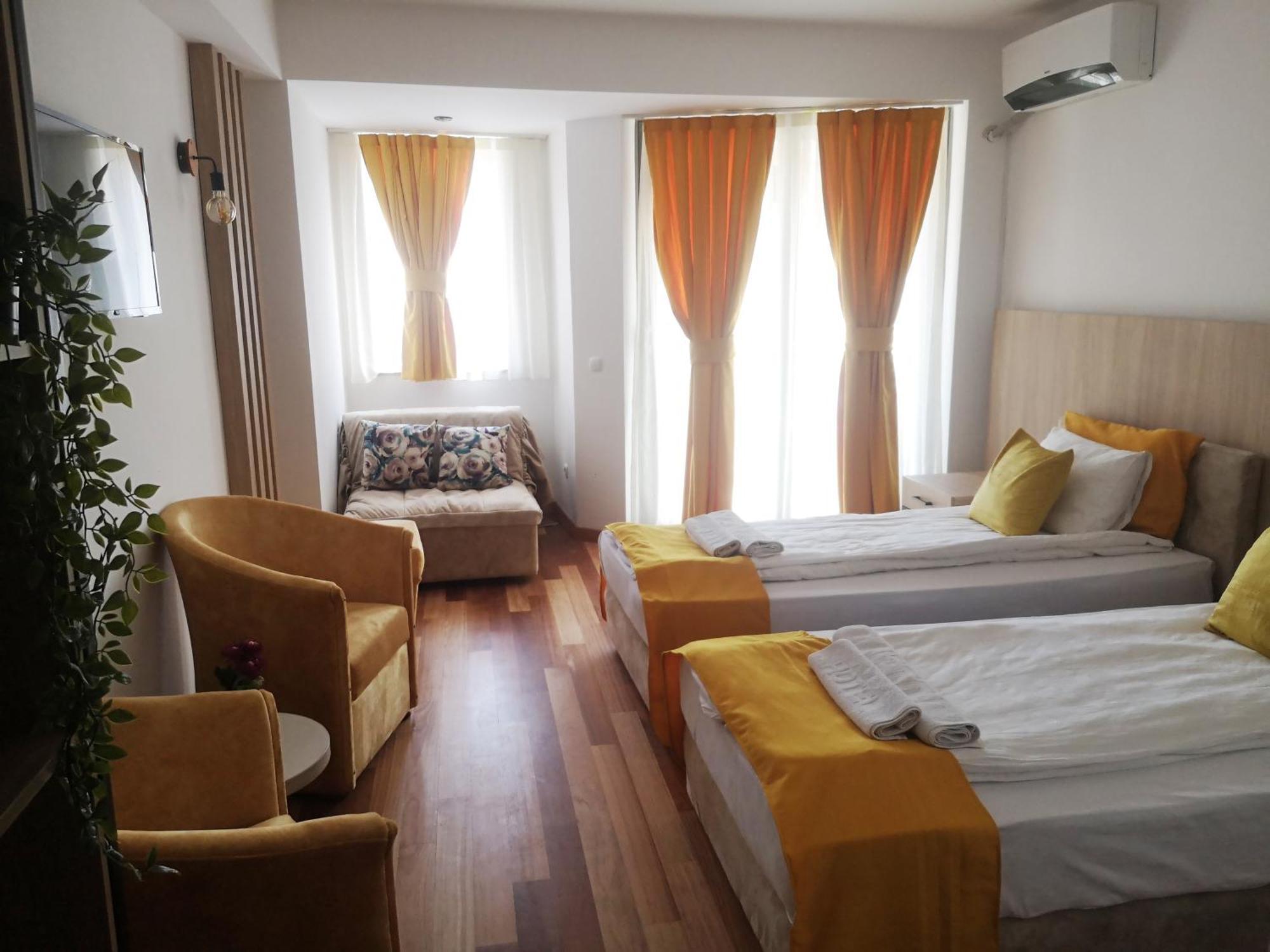 Villa Nika Pestani Luaran gambar